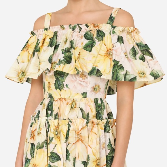 🎉🎉Host Pick BNWT Ladies Dolce & Gabbana Floral Dress🎉🎉 - Picture 9 of 11